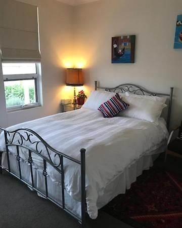 Not Quite The Ritz Bed & Breakfast Adelaide Luaran gambar